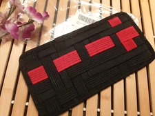 LZVTO ELASTIC STRAP CABLE & CORD ORGANIZER Black / Red 5.25" x 10.25"