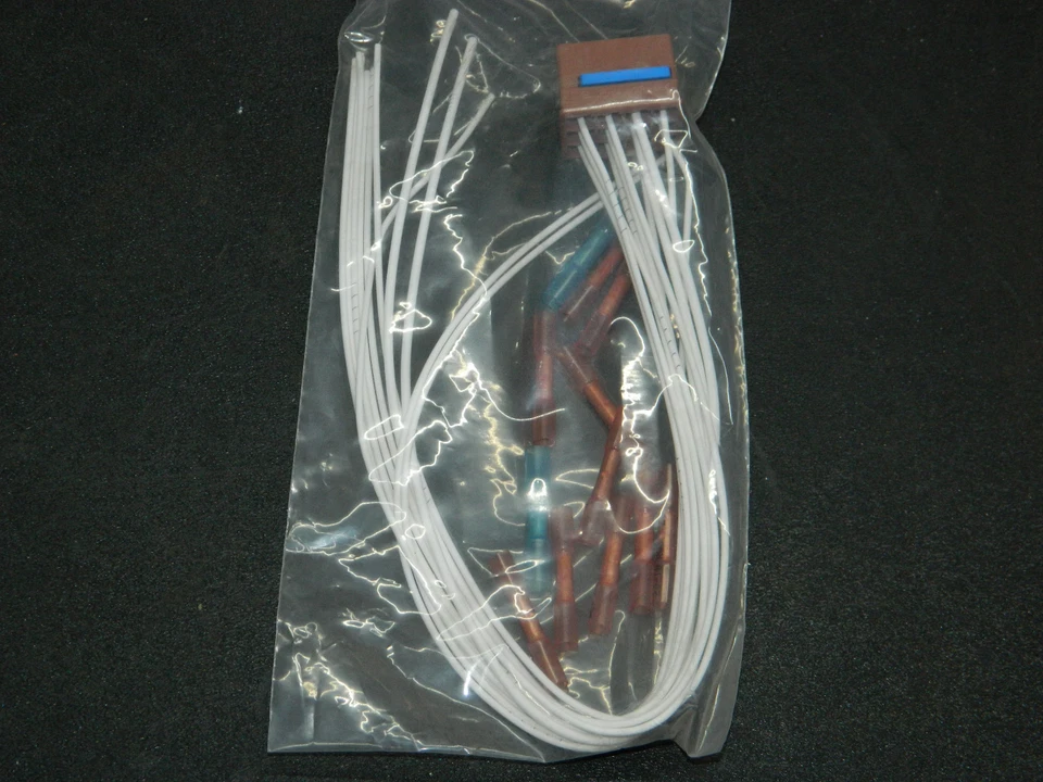 NUEVO CONECTOR BLOQUE DE CONEXIONES CABLEADO PANEL DE INSTRUMENTOS ACDELCO PT1394 GM 15306341 Foto 2 de 4