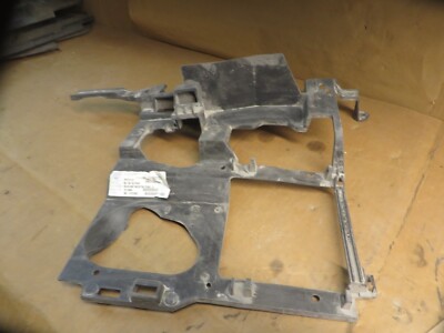 YCC OEM # 15119050 HEADLIGHT BRACKET Support Headlamp Housing LH FITS GM GMC