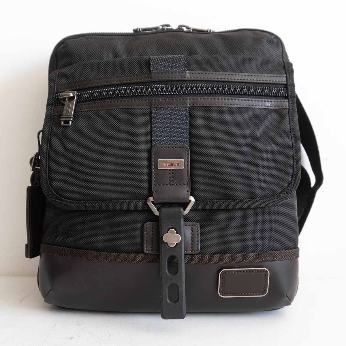 T12/158 TUMIトゥミアルファブラボーアナポリスジップ222304HK2 TUMI ALPHA BRAVO Shoulder Bag ANNAPOLIS ZIP FLAP HICKORY