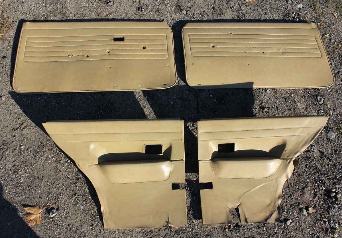 BMW E21 DOOR TRIM PANEL FRONT & REAR LEFT RIGHT SANDBEIGE VINYL 4