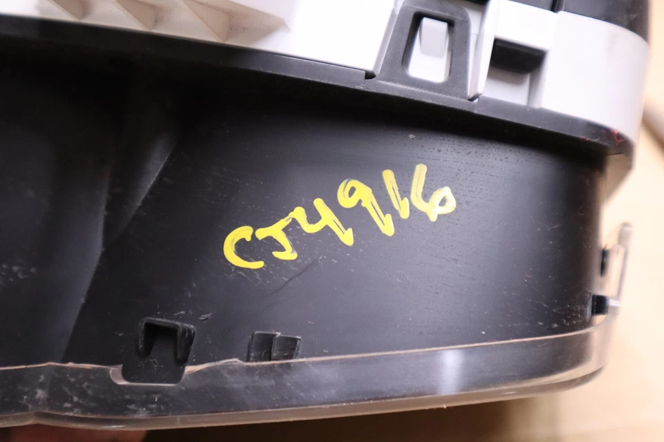 2017-2018 Chevrolet Sonic Speedometer Instrument Cluster Gauges B5XPM - Image 3 of 4