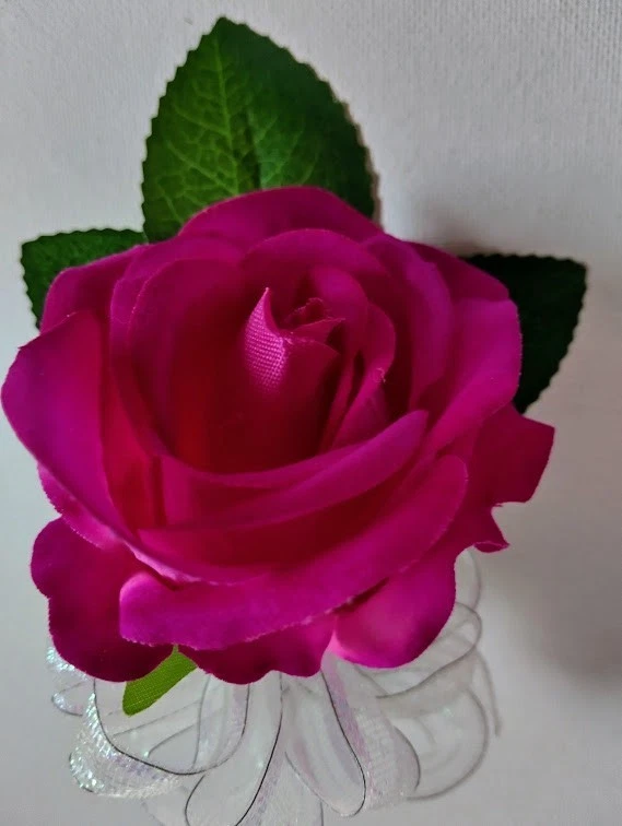 Hand Made wrist Corsage and boutonniere Set - Image 4 of 4