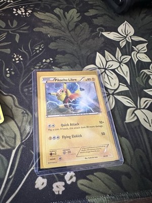 Pikachu Libre (30 - Holo) 30/30 XY Trainer Kit: Pikachu Libre