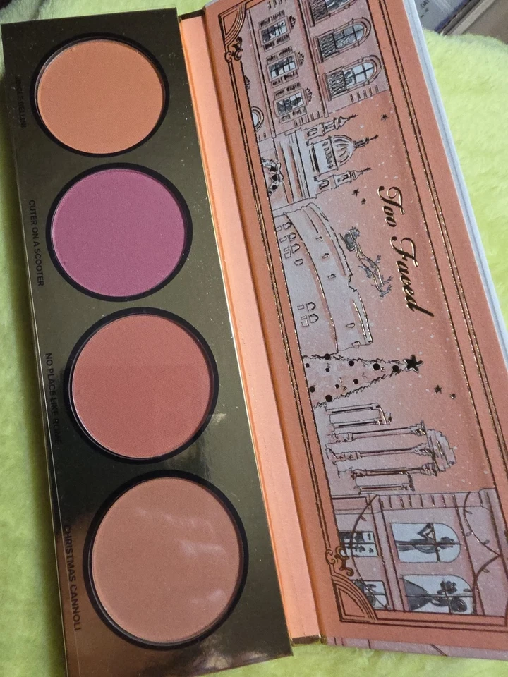 Too Faced Christmas In Rome 4 Shade Blush Palette Limited Edition BNIB Authentic - Image 2 of 4