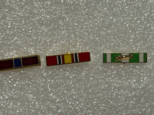 US Army USMC USN USAF USCG Hat Pin LOT NatDef Vietnam Campaign Star