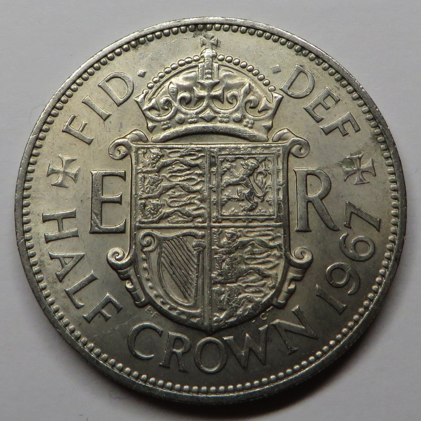 Foto 1 di 2
