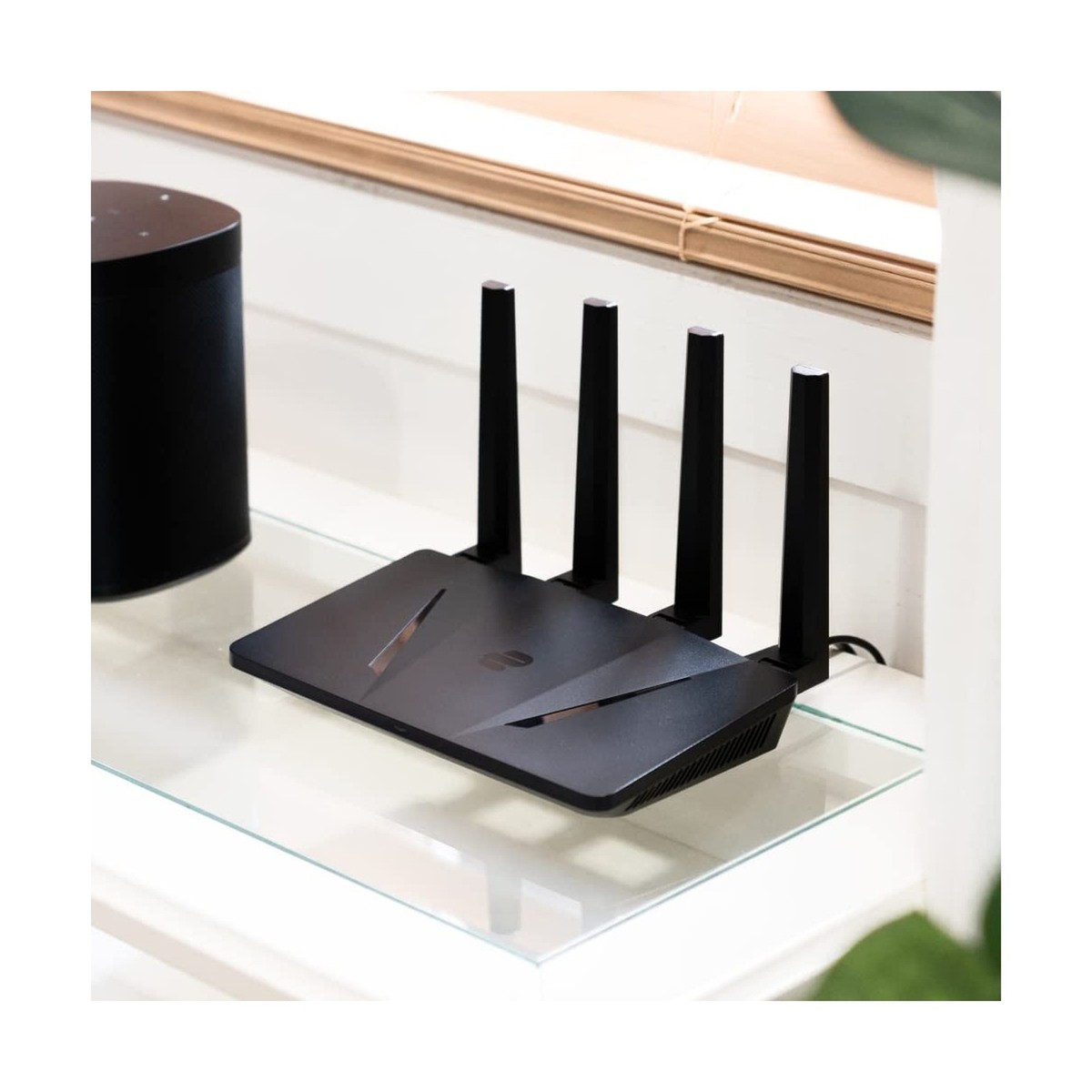 未使用✨ExpressVPN Aircove 無線VPN LANルーター Amazon.com: Aircove | Wi-Fi 6 VPN Router for Home | Protect