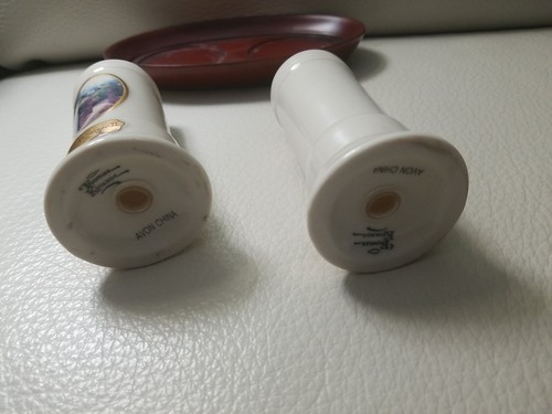 Thomas Kinkade Salt Pepper Shakers Avon Sweet Home Cottage II Hidden Cottage II - Picture 6 of 9