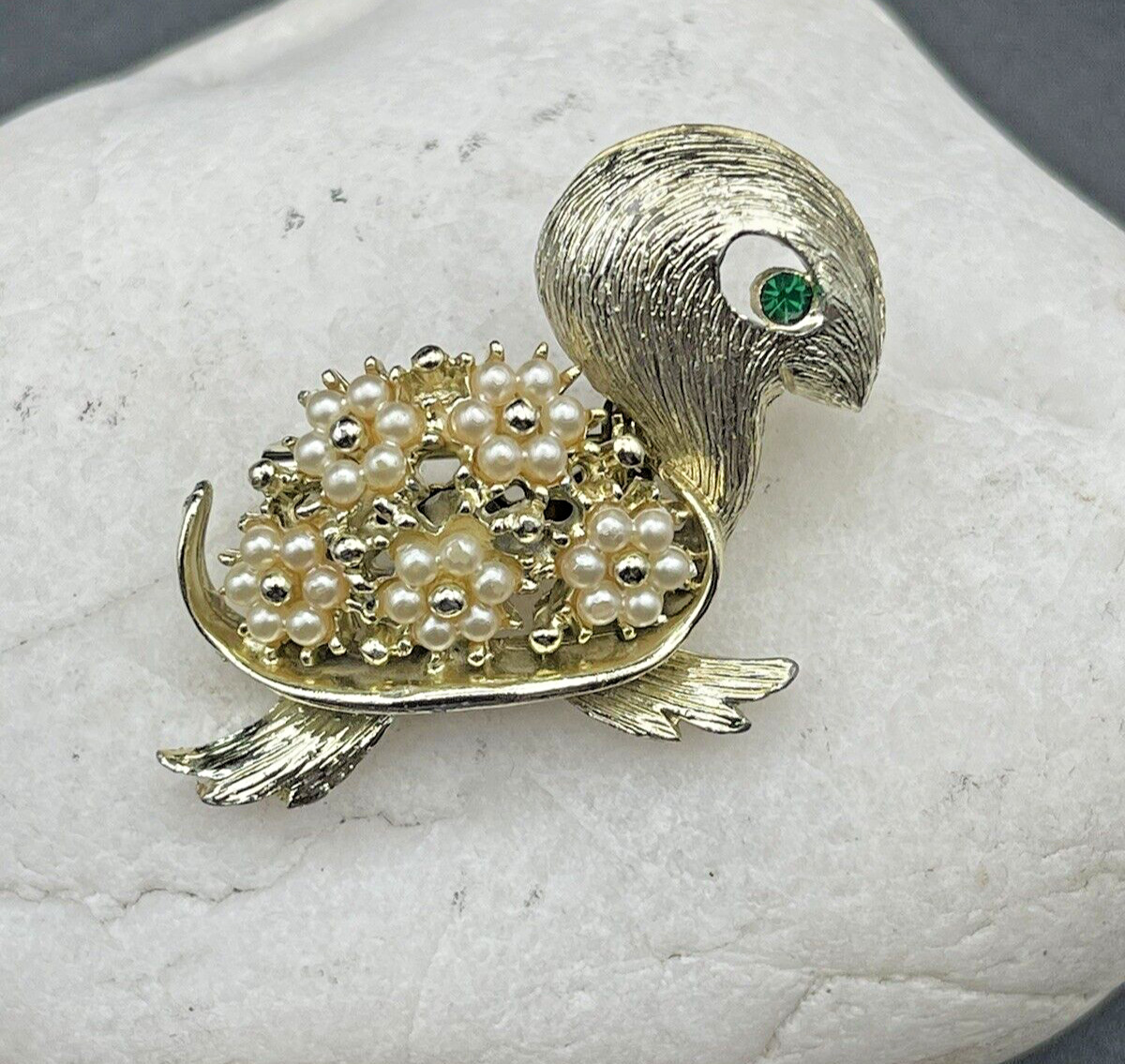 Vintage Gold Tone Duck Figural Pin Green Rhinestone Eye Faux Pearl Feathers