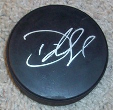 DEVAN DUBNYK MINNESOTA WILD TEAM CANADA SIGNED AUTOGRAPH PUCK A EDMONTON OILERS