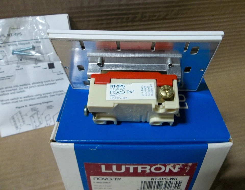 NUEVO INTERRUPTOR DE 3 VÍAS LUTRON NT-3PS-WH NOVAT 120/277VAC 60Hz 20AMPS NT3PSWH Foto 4 de 4