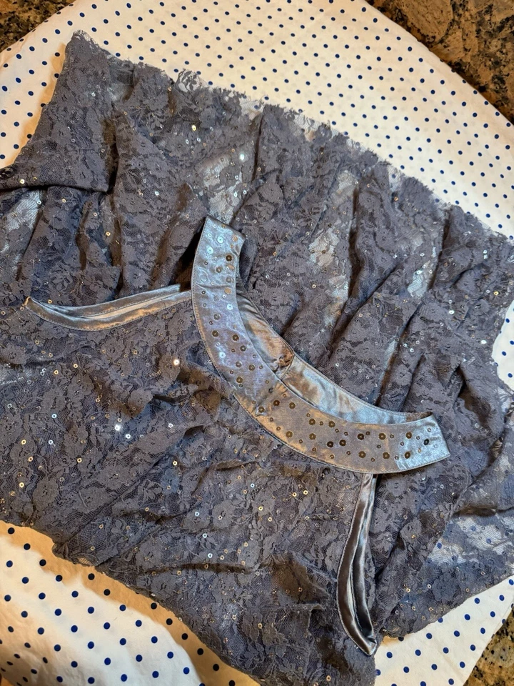 Beautiful And Mint Condition Biscotti Collezioni Sequin Tank Size 7 - Image 4 of 4