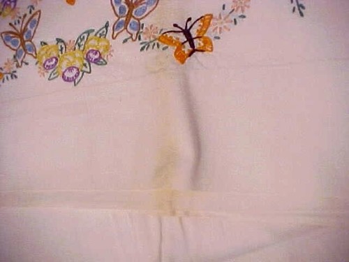 VTG Pillowcases Embroidered Butterflies and Pansies - Picture 3 of 3