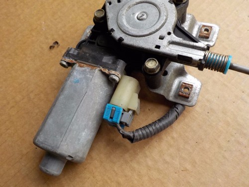 2006 saturn vue right passenger side front door power window regulator 404 b4 - Picture 5 of 7