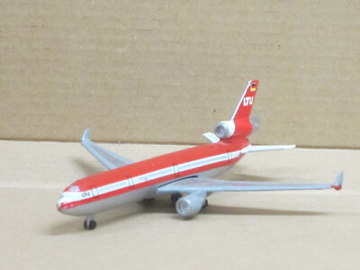 Flugzeug McDonnell Douglas MD-11 ''LTU'' rot/grau Box Schabak 943/30 1:600