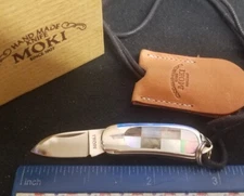 Moki TS-105 Mini Pendant Knife, Genuine Mother Of Pearl Handles 