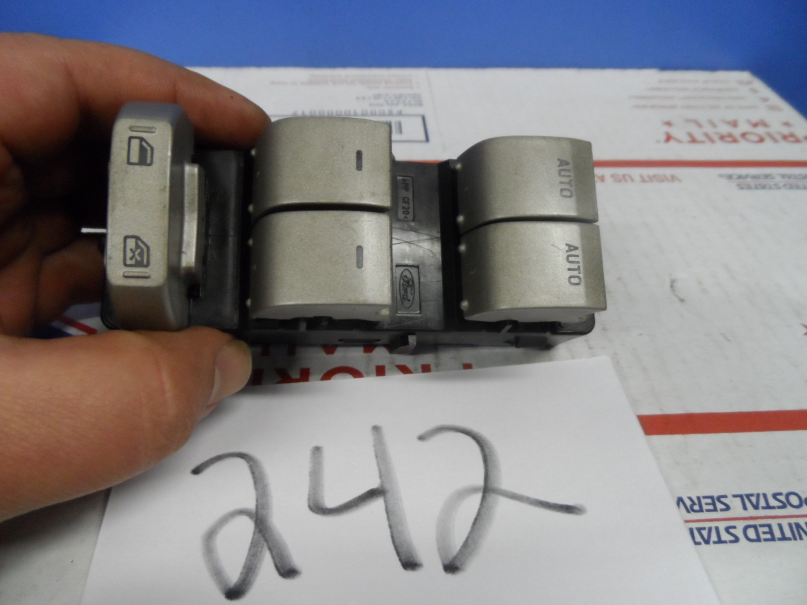 07 08 09 Lincoln MKZ master window switch control power DRIVER  #242