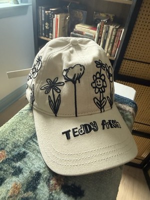 Teddy Fresh Bunch of Flowers Hat RARE