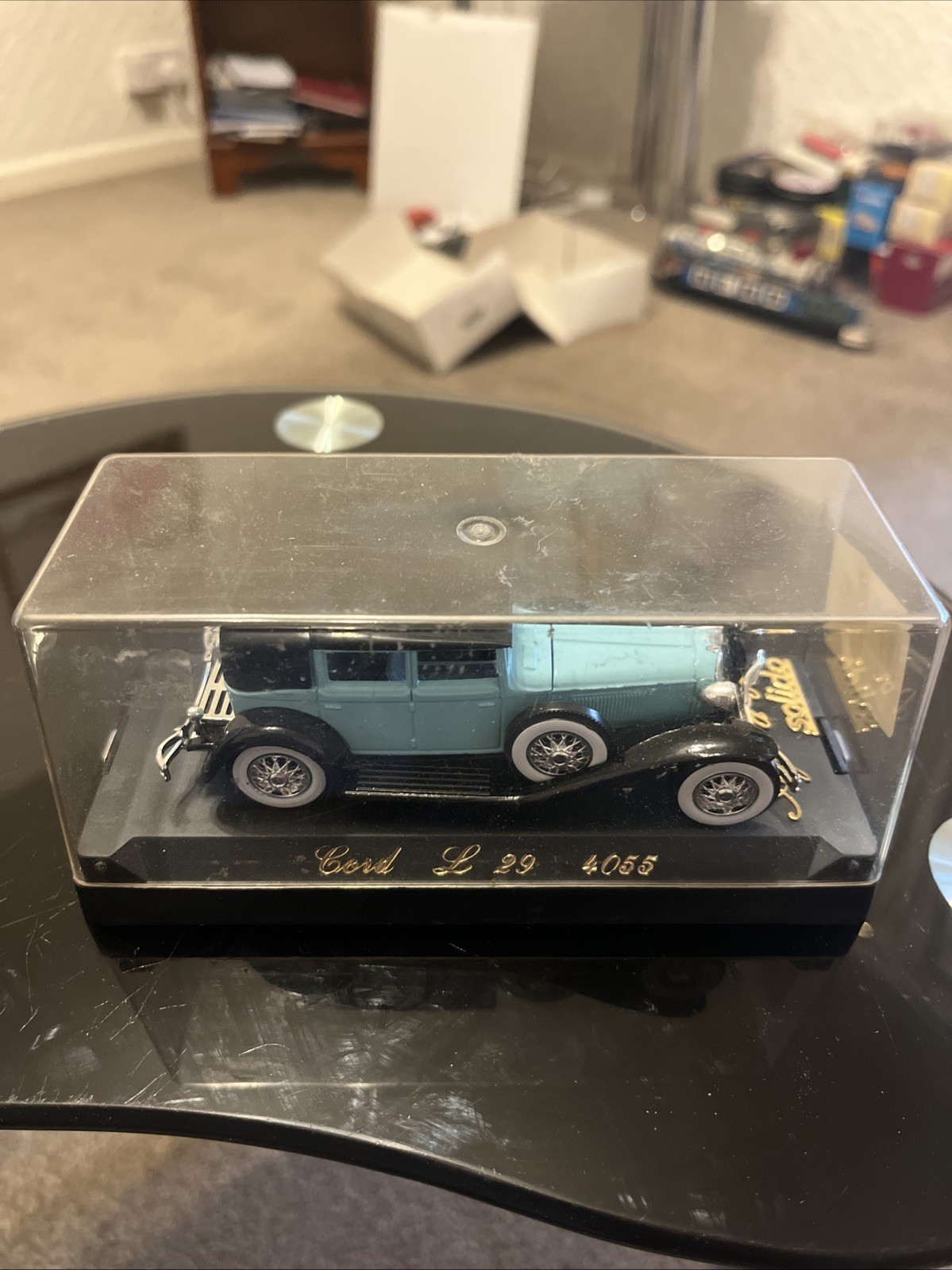 LL1540 SOLIDO AGE OR 4055 1/43 1:43 voiture Cord L29 bleu