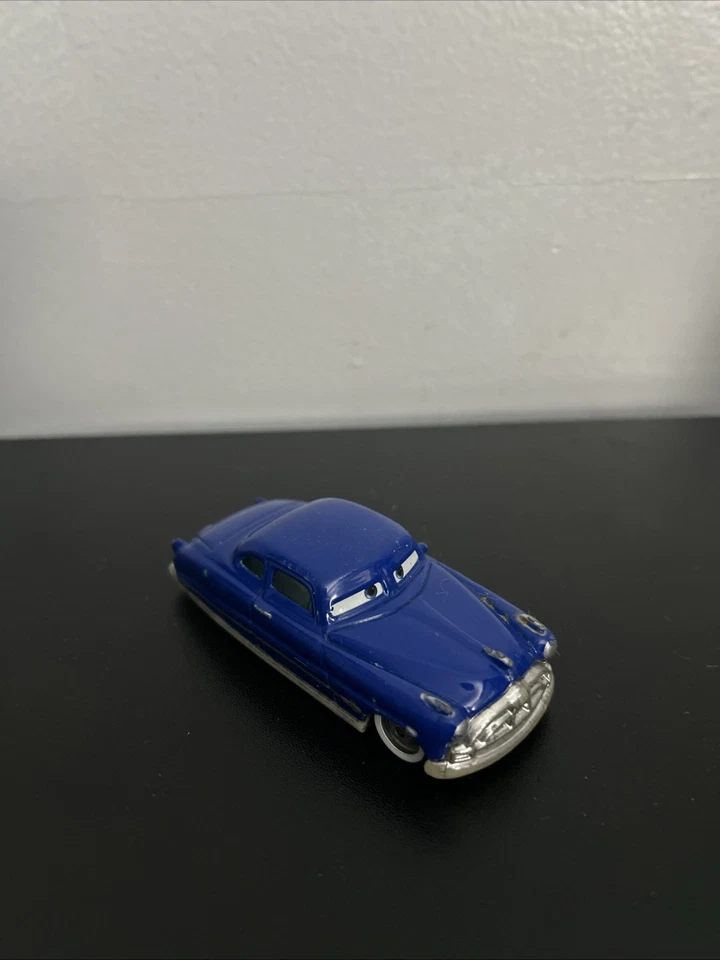 Disney Pixar Cars Doc Hudson Fabulous Hudson Hornet Moving Eyes Diecast 1:55 - Image 2 of 3