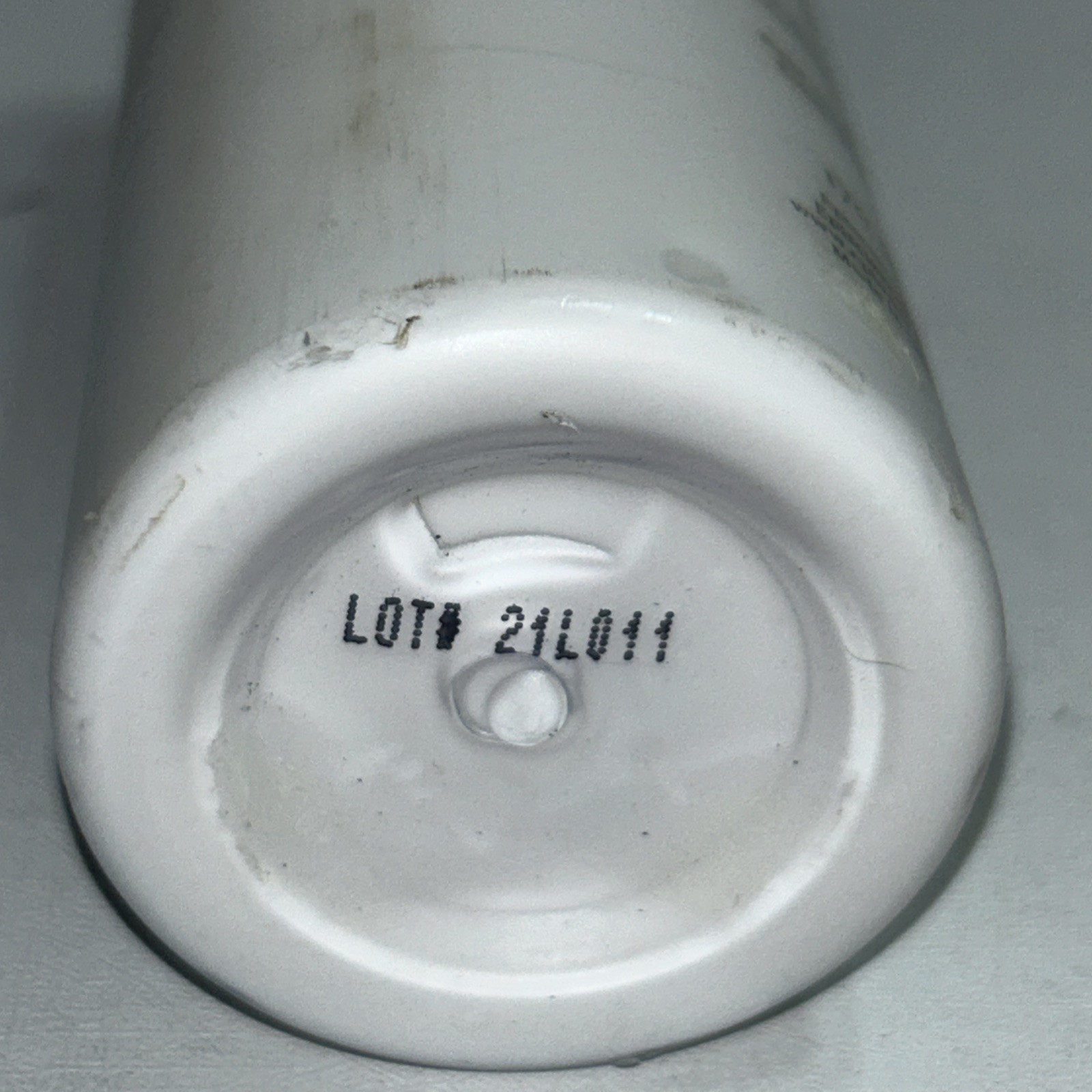 Epionce Milky Lotion Cleanser 6 Oz New Broken Pump Damaged Outer Packaging 