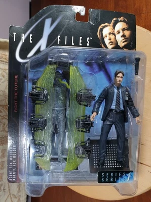 1990er The X Files Serie 1 Agent Fox Mulder Figur & Alien McFarlane Toys - Bild 1 von 4