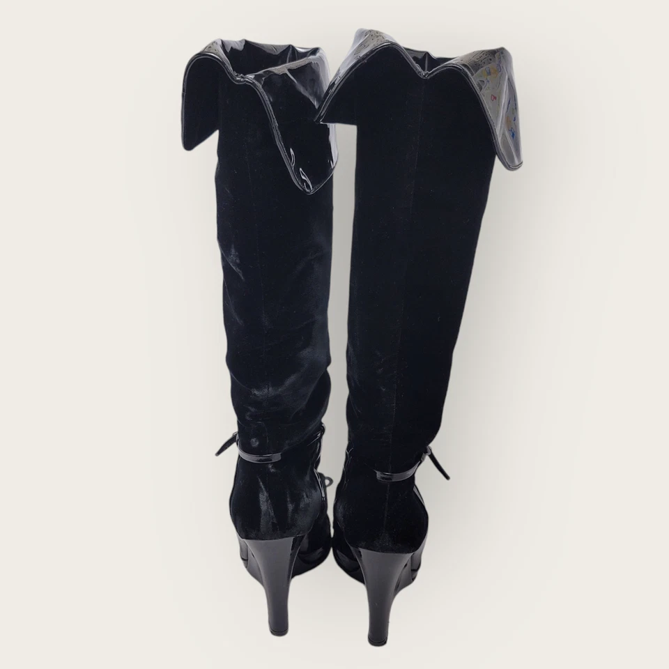 Bota Laurence Dacade Terciopelo Charol Lazo Hasta la Rodilla Tacones de Cuña Talla 38 Foto 4 de 4