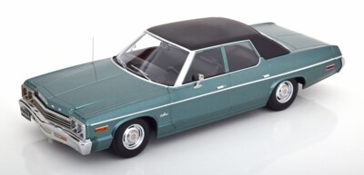 Dodge Monaco 1974 grünmetallic/schwarz 1:18 KK-Scale KKDC181124
