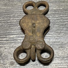 Antique Rusty Primitive Cast Iron Spring Gate Door Latch