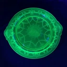 Anchor Hocking Cameo Green Depression Handled Glass Cake Plate 11.5" Uranium