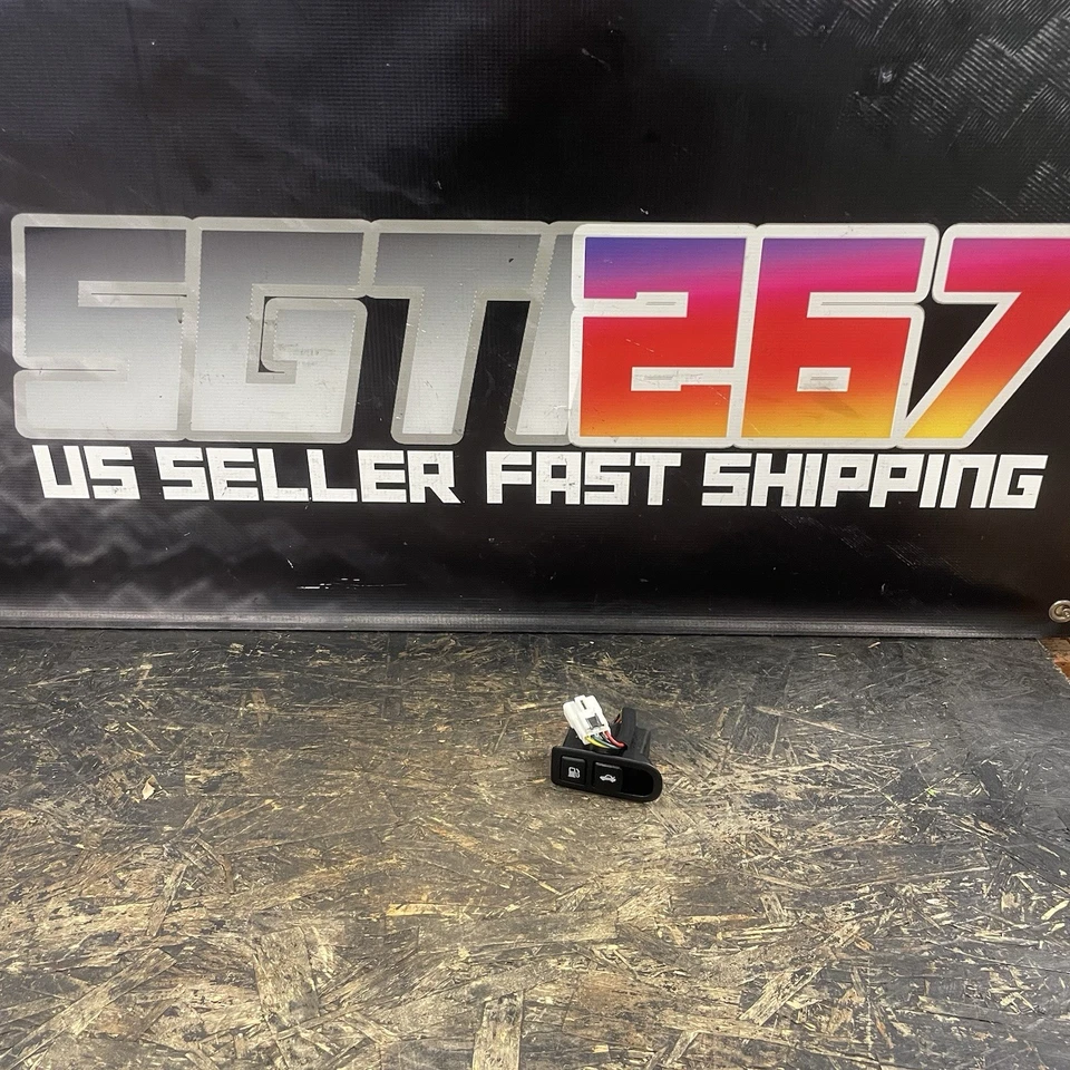 Hyundai Genesis 2010-2012 cupé OEM puerta combustible tapa gasolina escotilla maletero interruptor usado Foto 2 de 4