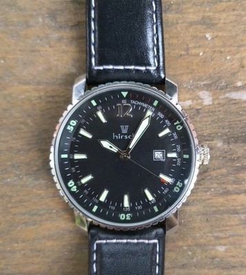 Herren-Armbanduhr von Hirsch, Modell Sky im Piloten Stil, mit Lederarmband