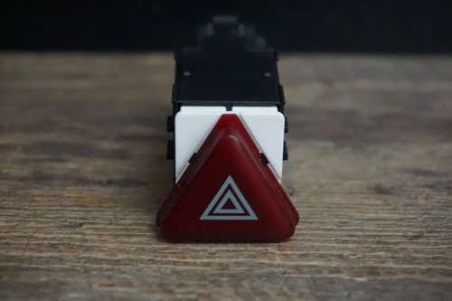 VW T5 Transporter Startline Schalter Warnblinkschalter 6Y0953235A