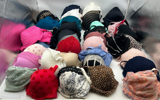 Women's Bra Bundle Various C & D Cup Bras & Brands 40 Bras In Total ET
