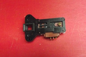 Waschmaschine BEKO WM5120S Türschloss