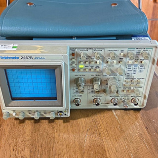 Tektronix 2467B 400MHz 4 Channel Analog Oscilloscope w/ Probe Not Tested