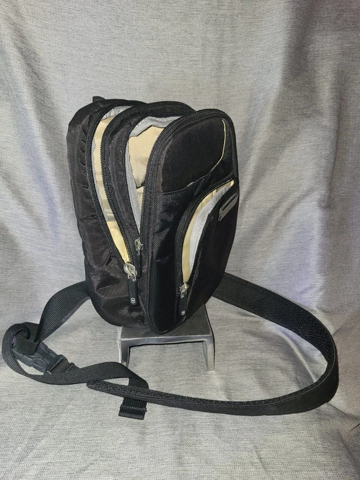 Bandolera Victorinox Swiss Sling Foto 3 de 4