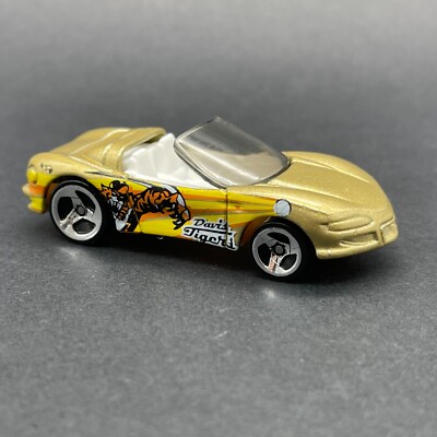 Hot Wheels Chevy Corvette Sting Ray III Convertible Davis Tigers Baseball 1/64