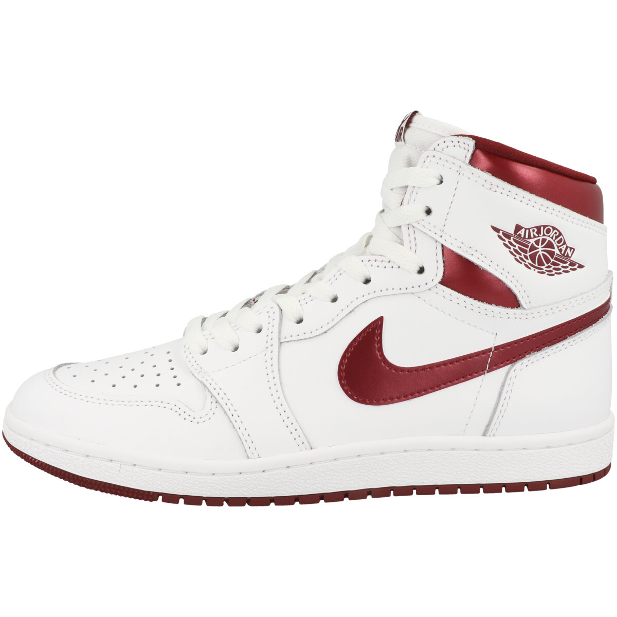 Кроссовки Nike Air Jordan 1 на высоком 85-дюймовом каблуке для занятий спортом и отдыха.