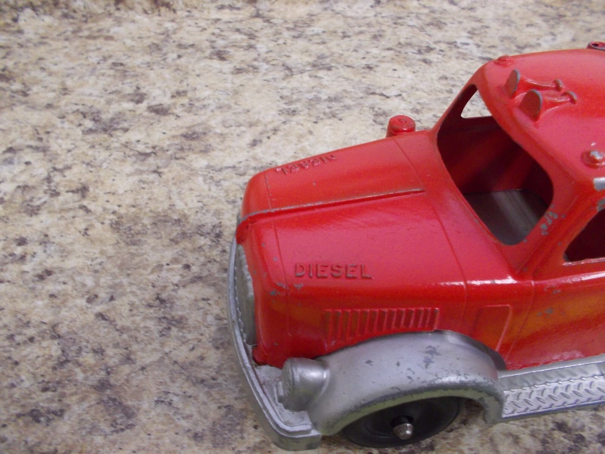 ミニカー Hubley toys truck&trailer Hubley Vintage die cast semi tractor truck & car hauler