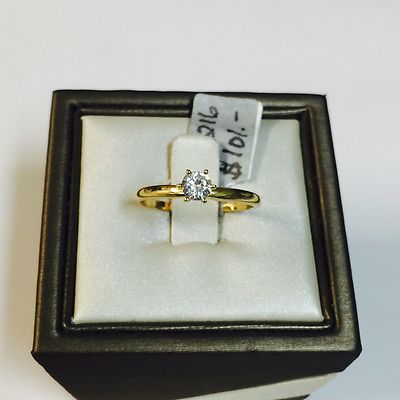 14K Solid Yellow Gold Round Cubic Zirconia Solitaire Engagement Ring ...