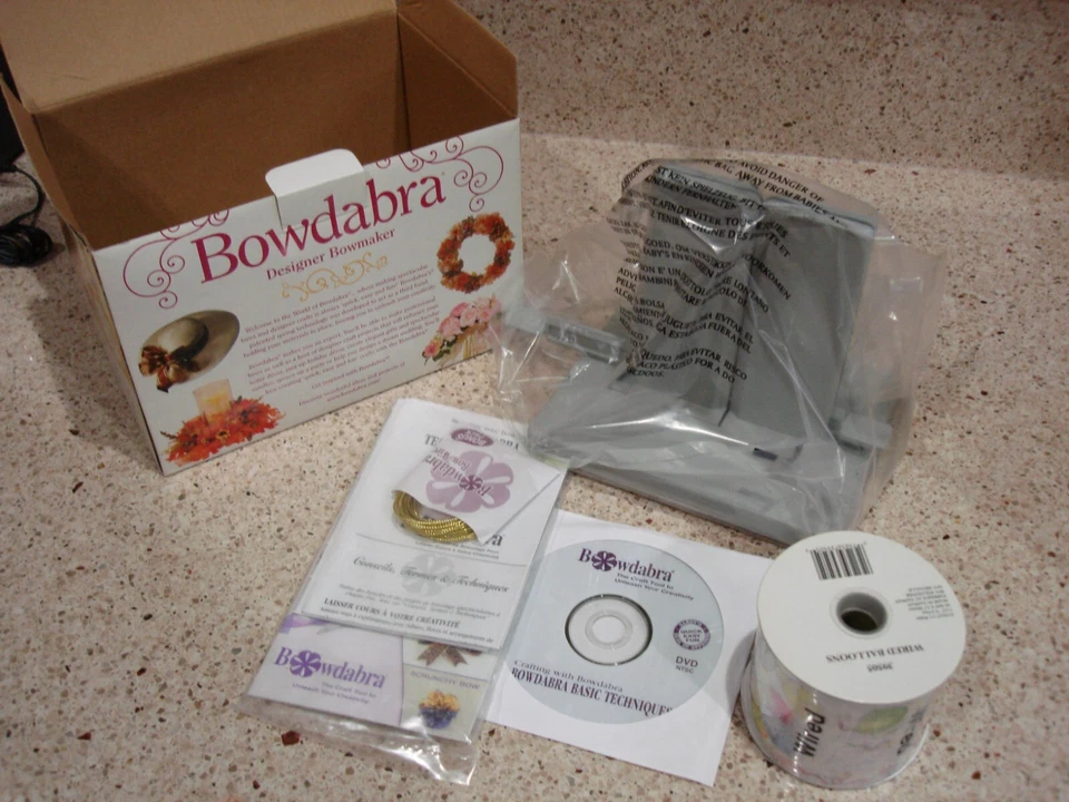 New/Never Used Bowdabra Bow Maker & Craft Tool Weddings Christmas Gift Bows - Image 3 of 4
