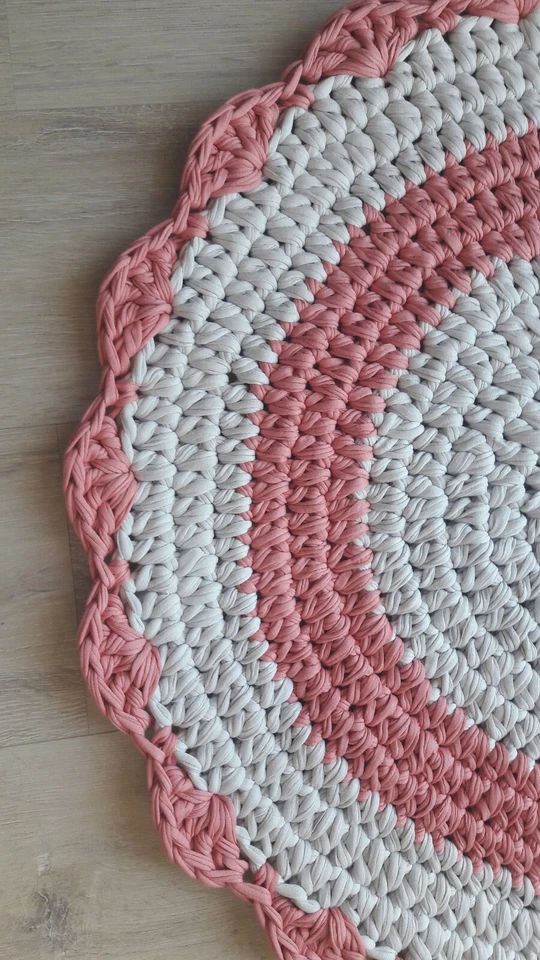 Badvorleger/ Teppich / gehäkelt - Bild 3 von 3