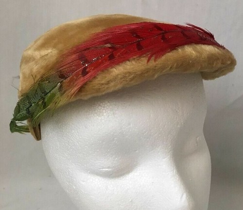 Vintage Carol Ann Faux Fur Hat Gold w Feather Czechoslovakia Ballet Peter Pan - 第 2/9 張圖片