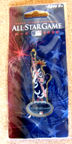 2008 AS All-Star Atlanta Braves Statues on Parade lapel pin Statue of Liberty - Picture 3 of 7