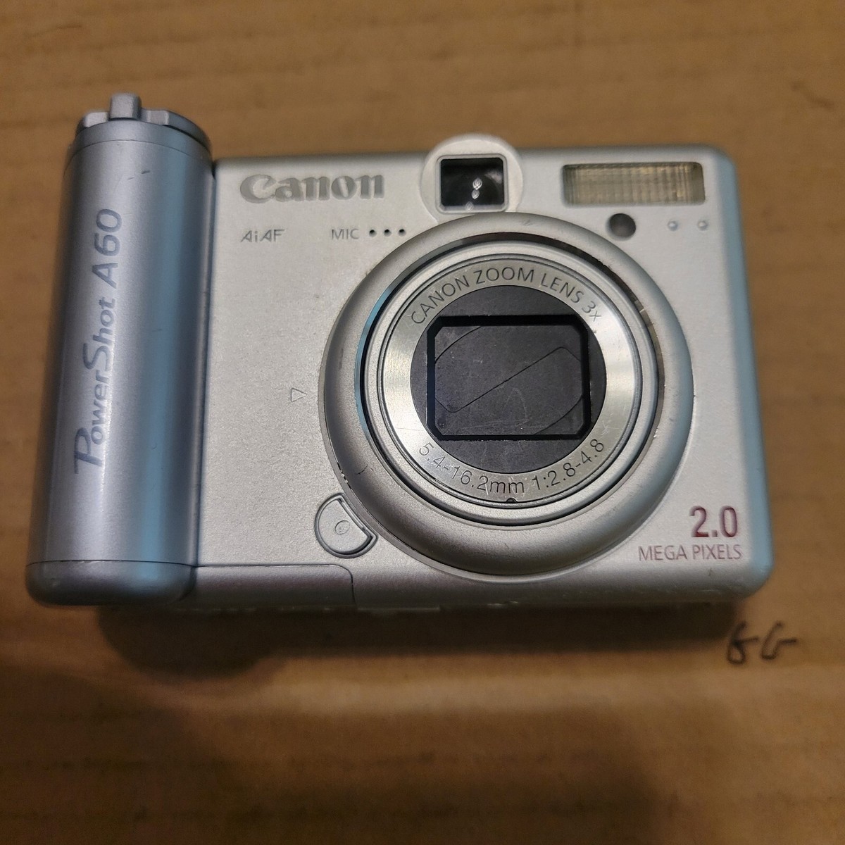 デジタルカメラ Canon powershot A60 Canon Powershot A60 2-megapixel digital camera at Crutchfield
