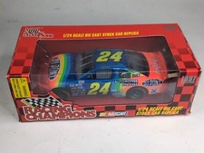 Racing Champions-NASCAR 1:24-JEFF GORDON 24 Chevy Monte Carlo- DuPont -1997 3 