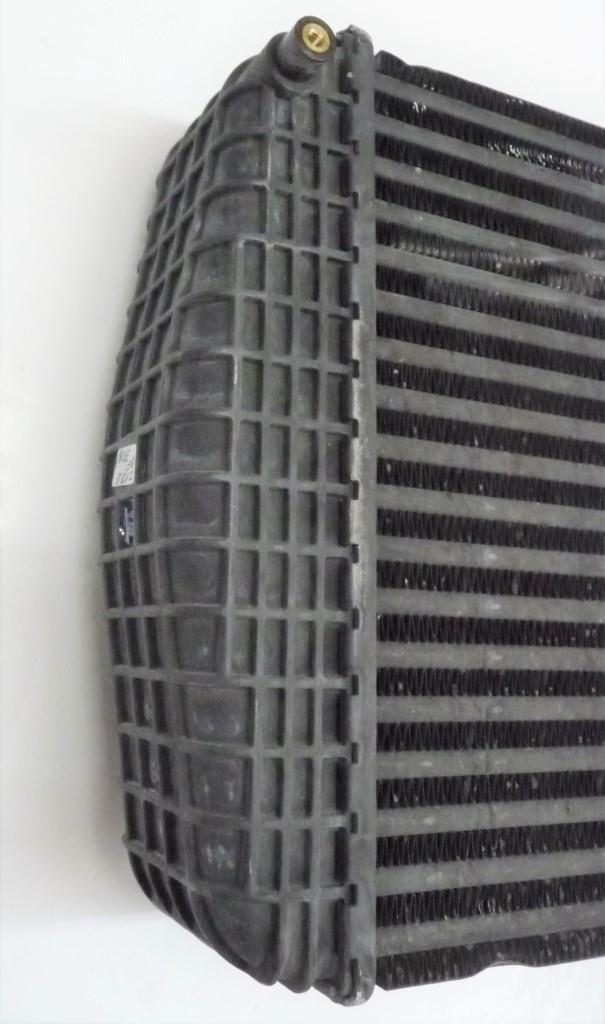 2014-2018 Maserati Ghibli QTP Levante Left Heat Exchanger Cooler 16484793 OEM