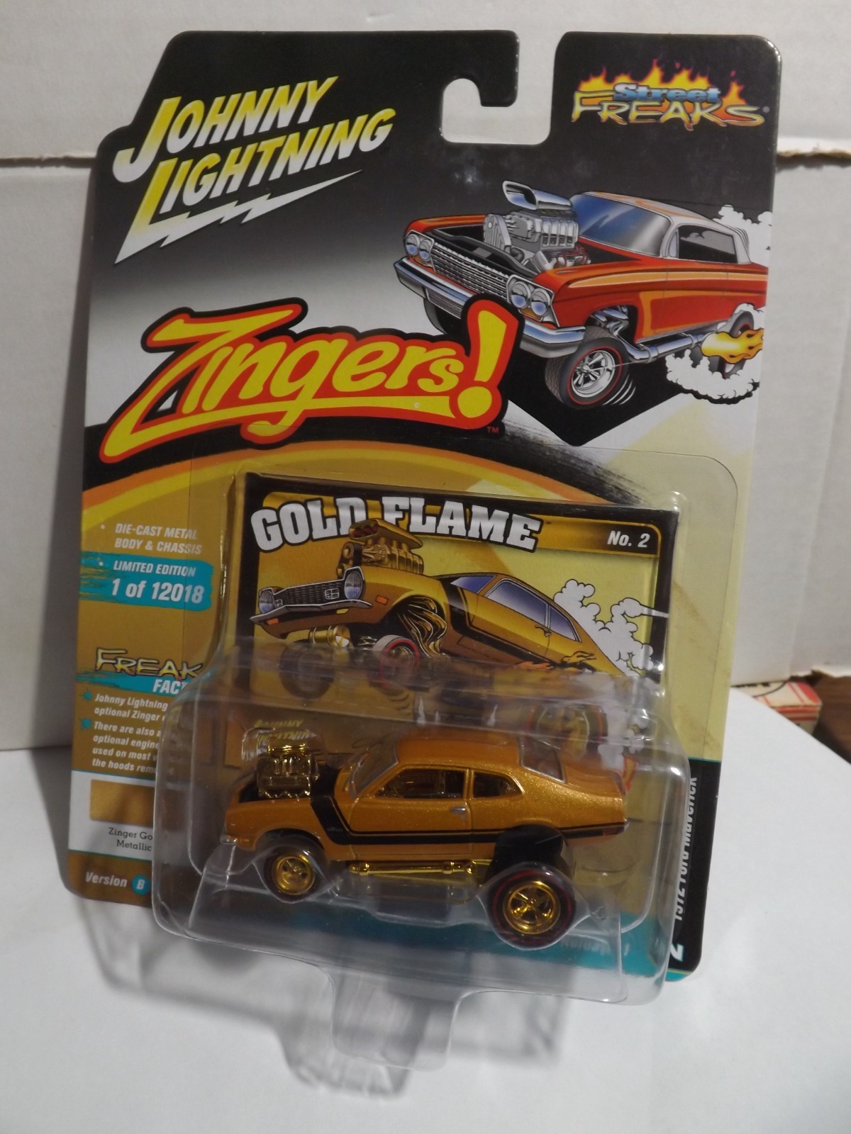 Johnny Lightning Zingers! 1972 Ford Maverick 